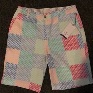 Vineyard Vines shorts size 30